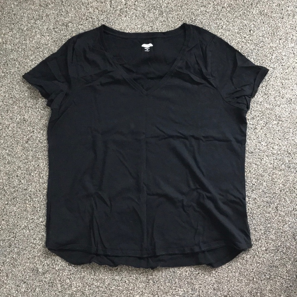 Old Navy V-Neck EveryWear Tee